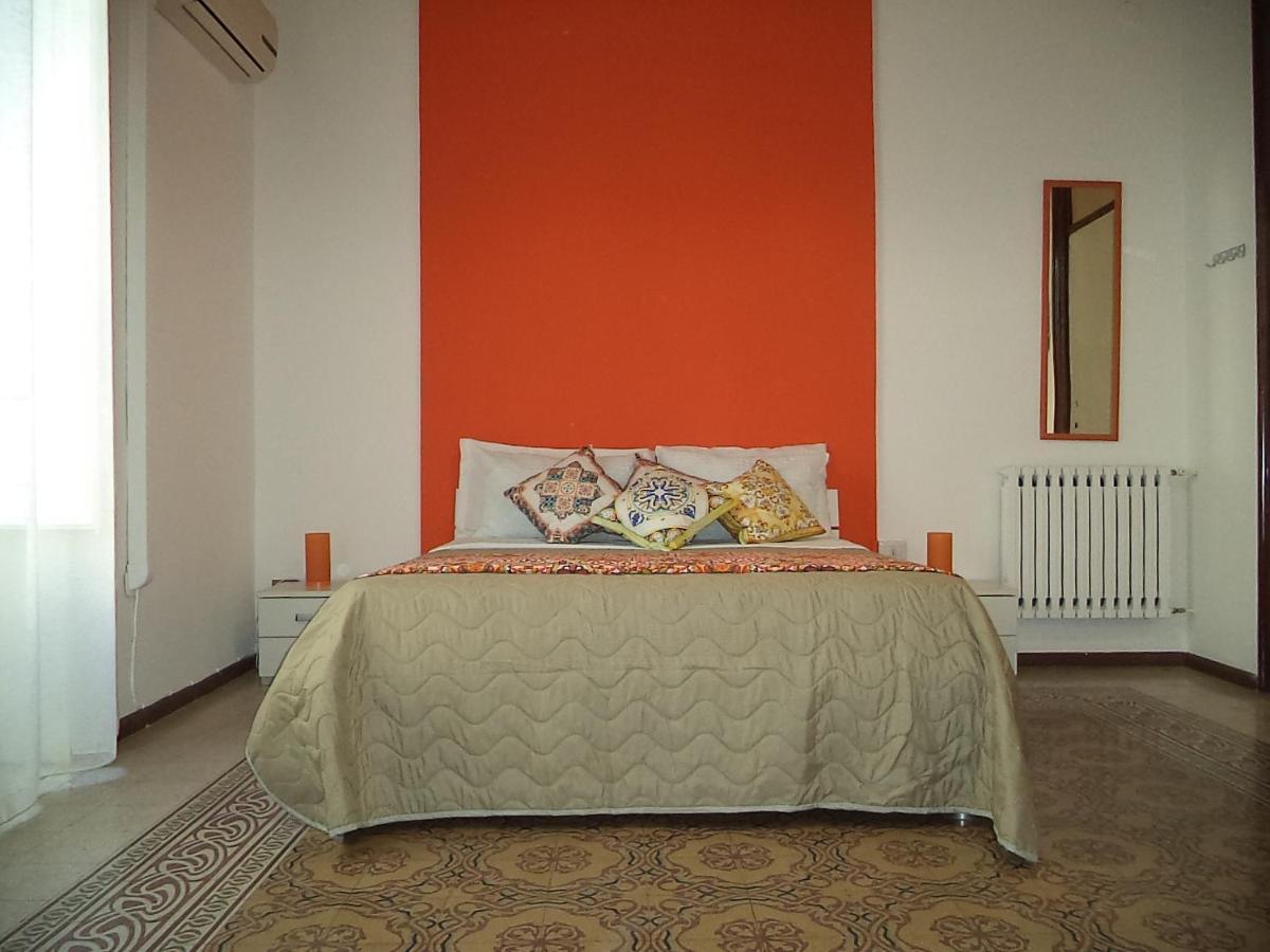 Locami Palermo Centro Rooms Exterior photo