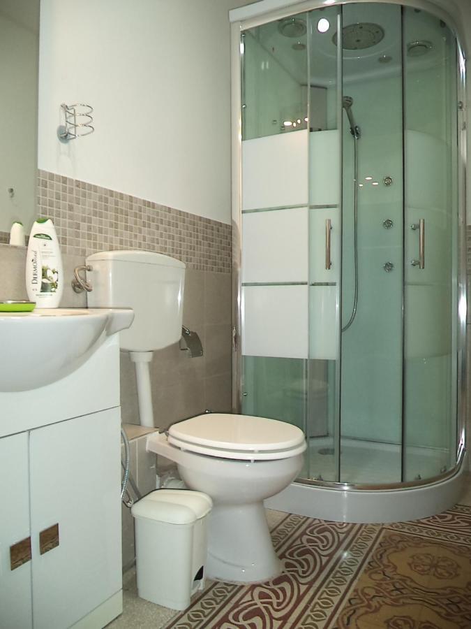 Locami Palermo Centro Rooms Exterior photo
