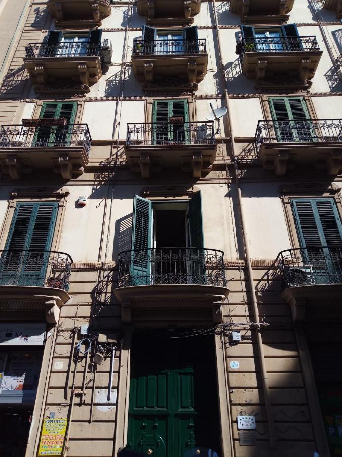 Locami Palermo Centro Rooms Exterior photo