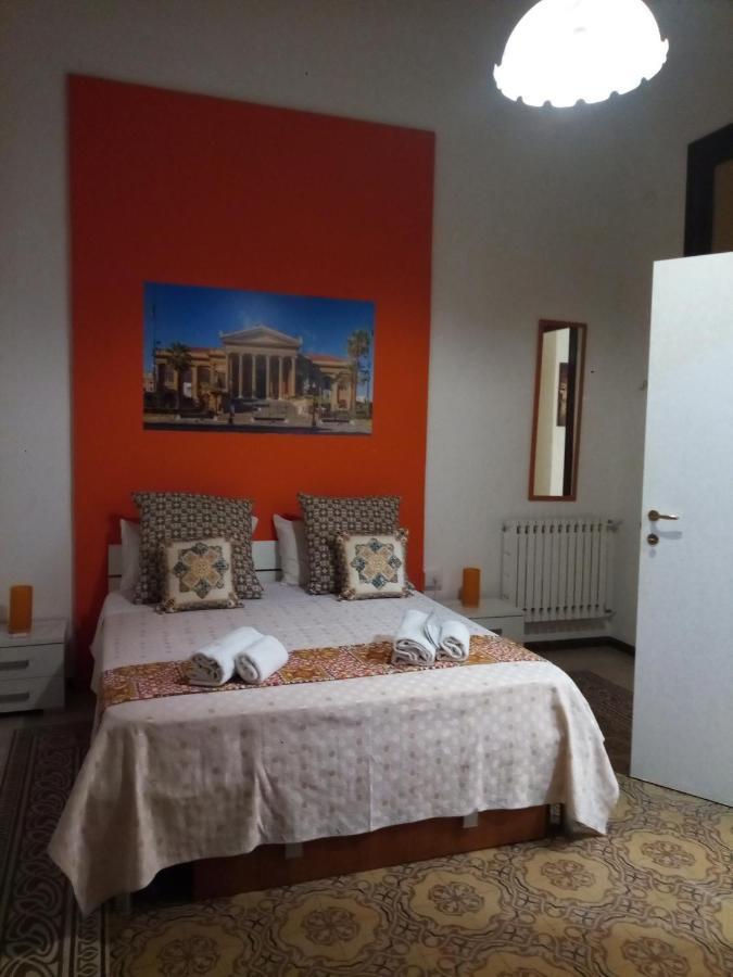 Locami Palermo Centro Rooms Exterior photo